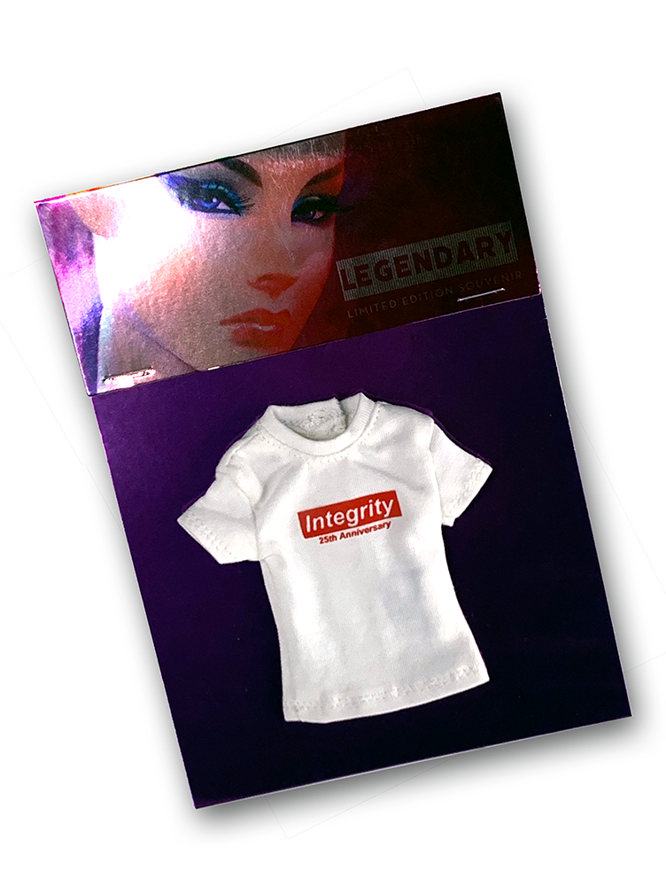 Legendary_convention_Integrity_Toys_doll_tshirt_carded.png